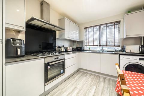 2 bedroom flat for sale, Devons Road, Bow, London, E3