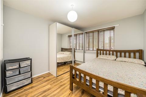 2 bedroom flat for sale, Devons Road, Bow, London, E3