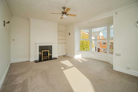 2 bedroom flat for sale, Kirtleton Avenue, Weymouth, Dorset, DT4