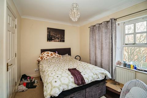 2 bedroom flat for sale, Melcombe Avenue, Weymouth, Dorset, DT4