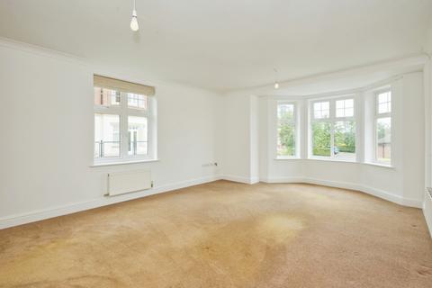 2 bedroom flat for sale, Haines House, Kinglake Drive, Taunton, Somerset, TA1