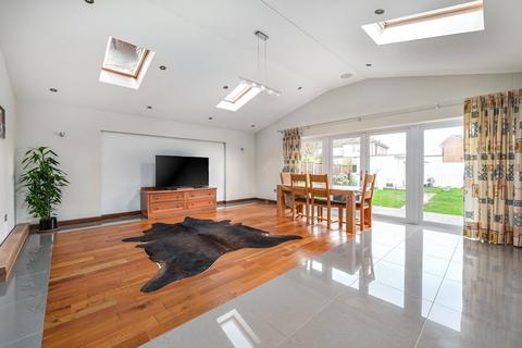 Worple Avenue, Surrey TW18