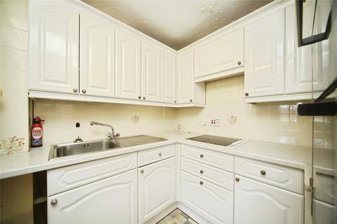 2 bedroom flat for sale, North Street, Wellington, Somerset, TA21