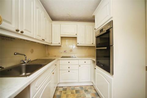 2 bedroom flat for sale, North Street, Wellington, Somerset, TA21