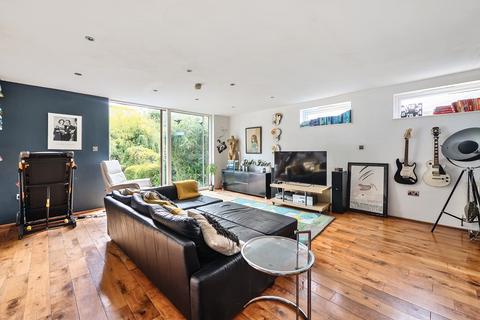 3 bedroom bungalow for sale, Warenne Road, Fetcham
