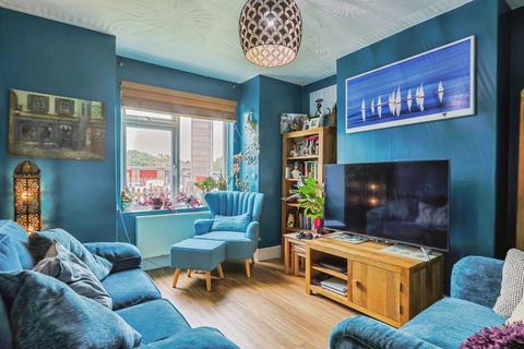 4 bedroom semi-detached house for sale, Carters Avenue, Hamworthy, Poole, Dorset, BH15