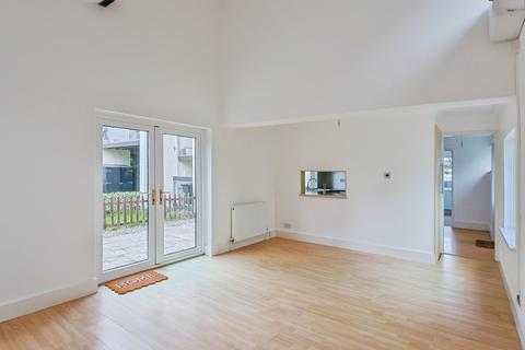 2 bedroom flat for sale, Tree Hamlets, Poole, BH16