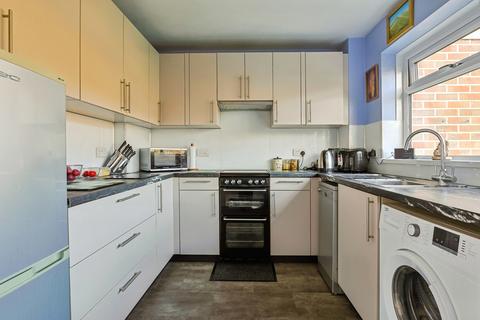 1 bedroom flat for sale, Freshwater Drive, Poole, Dorset, BH15