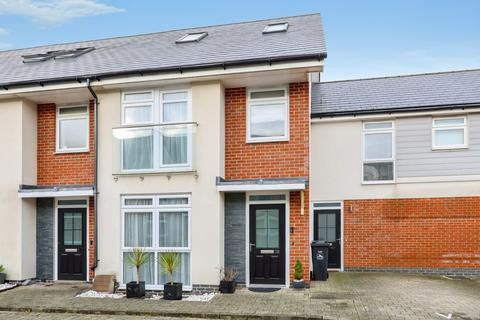 Stabler Way, POOLE, Dorset, BH15