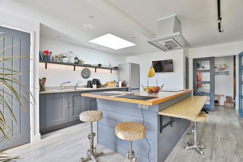 3 bedroom bungalow for sale, Lake Road, Poole, Dorset, BH15