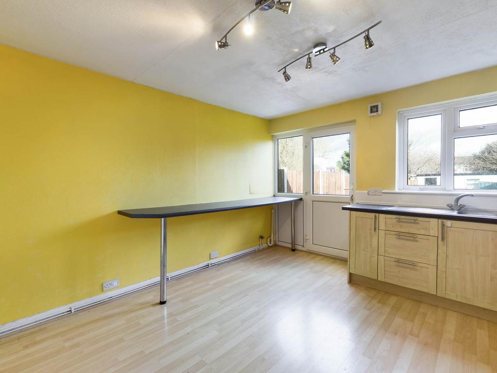 Kitchen (2)