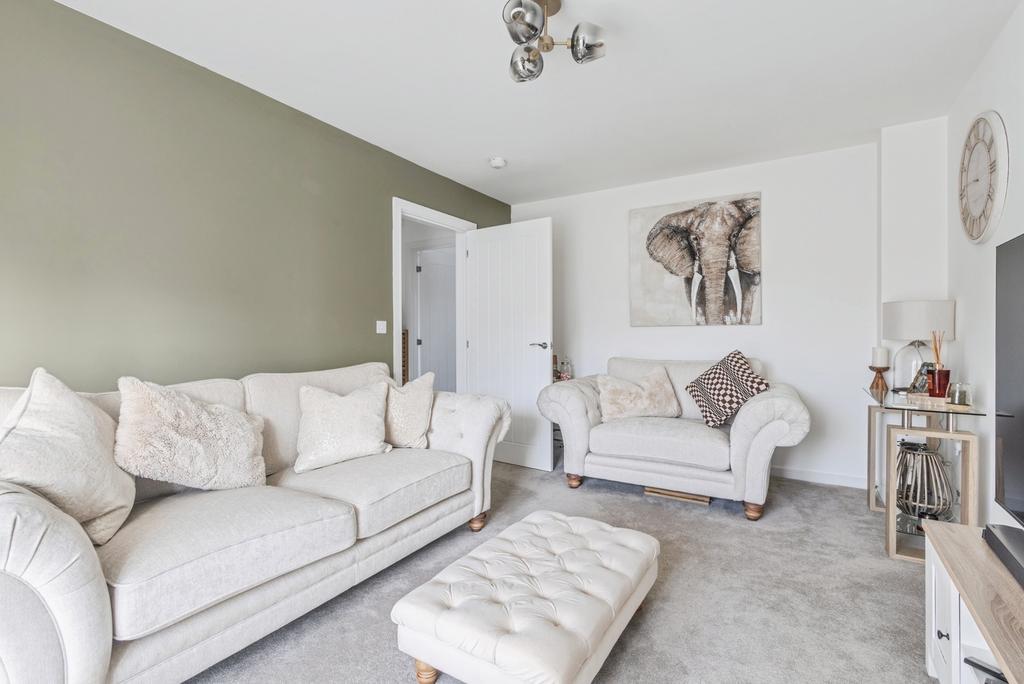 Pbox-IMG.jpg
