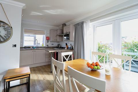 2 bedroom bungalow for sale, Fort Warden Road, Totland Bay, Isle of Wight, PO39