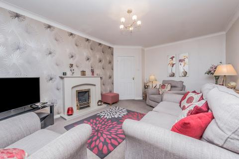 2 bedroom bungalow for sale, Priestley Avenue, Heckmondwike, West Yorkshire, WF16