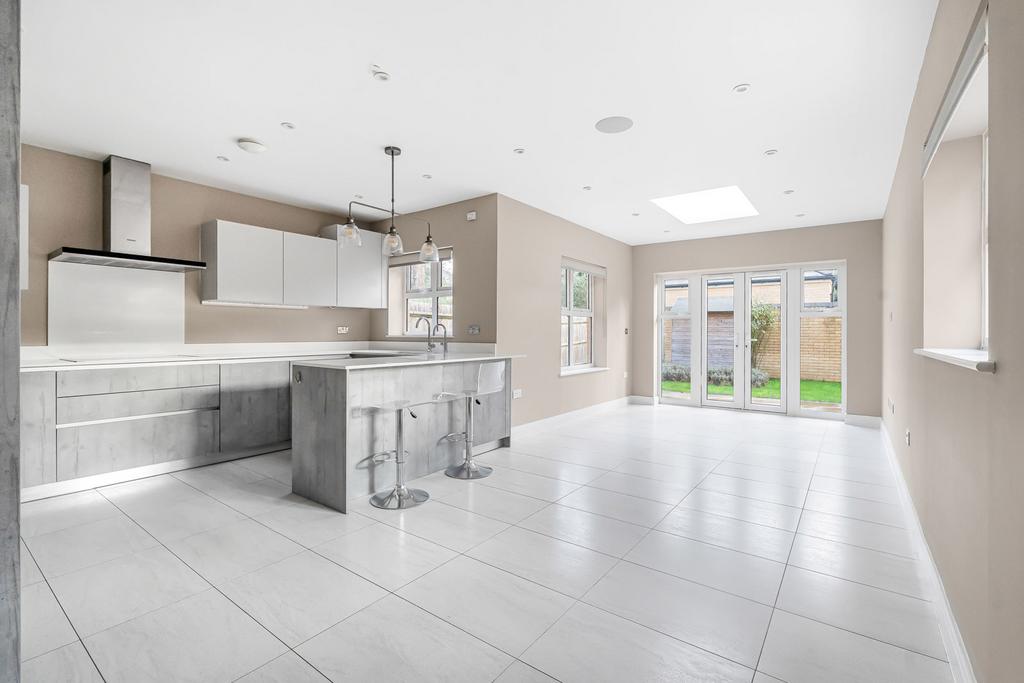 Kitchen/Dining