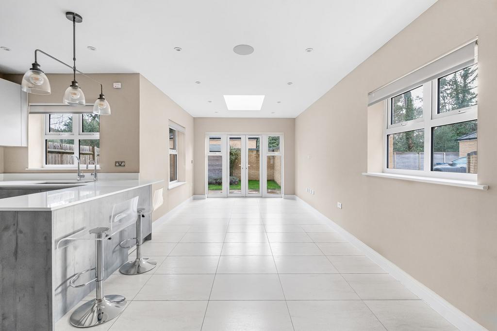 Kitchen/Dining