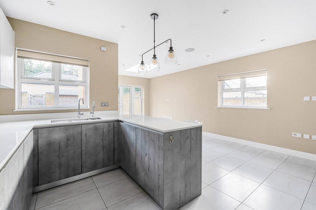 Kitchen/Dining