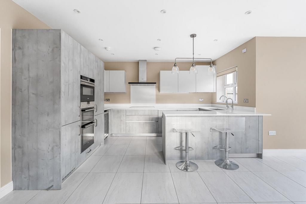 Kitchen/Dining