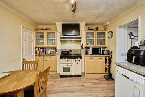 4 bedroom terraced house for sale, Hearn Street, Newport, Isle of Wight, PO30
