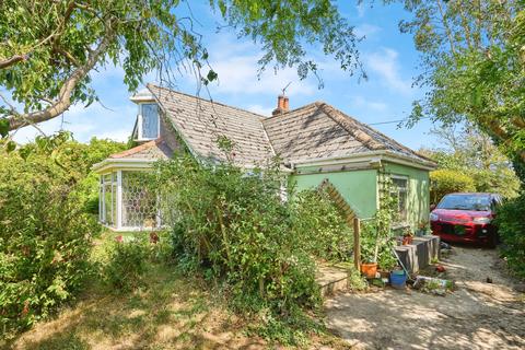 4 bedroom bungalow for sale, Limerstone, Newport, Isle of Wight, PO30