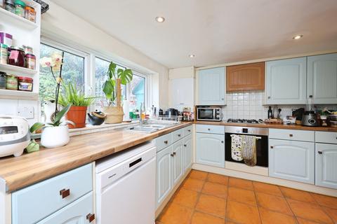Crocker Street, Newport, Isle of Wight, PO30