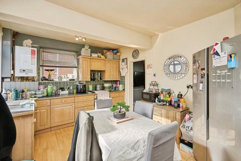 3 bedroom end of terrace house for sale, St. Davids Road, East Cowes, Isle of Wight, PO32