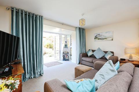 3 bedroom end of terrace house for sale, Beauchamp Drive, Newport, Isle of Wight, PO30