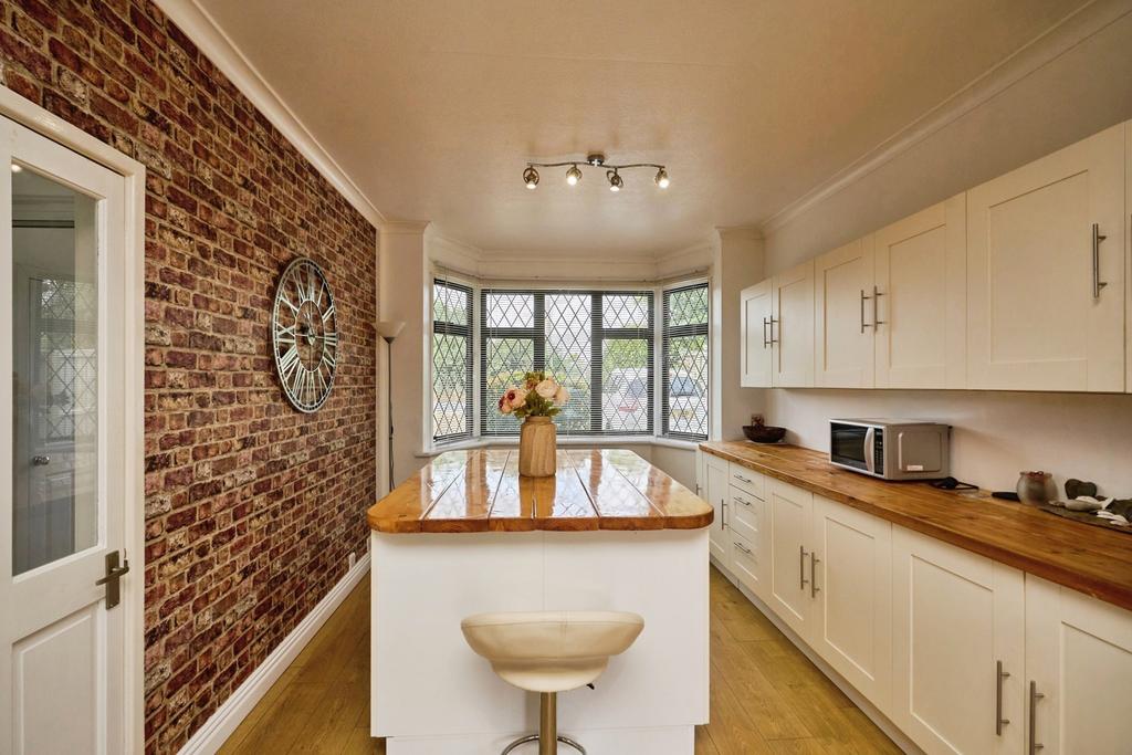 Kitchen/Breakfast