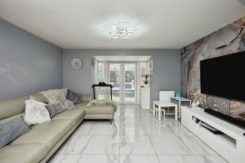 3 bedroom terraced house for sale, Captains Parade, East Cowes, Isle of Wight, PO32