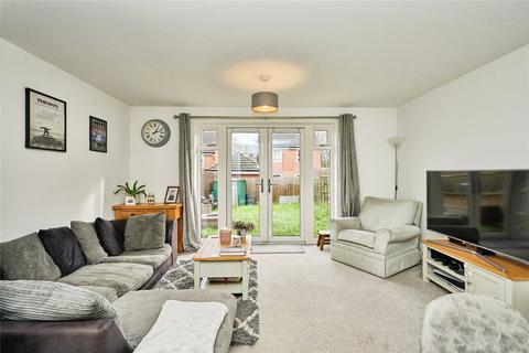 3 bedroom end of terrace house for sale, Swan Street, Newport, Isle of Wight, PO30