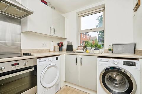 3 bedroom end of terrace house for sale, Swan Street, Newport, Isle of Wight, PO30