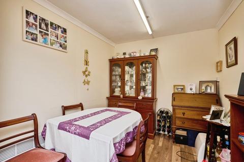 4 bedroom semi-detached house for sale, Nodes Road, Cowes, Isle of Wight, PO31