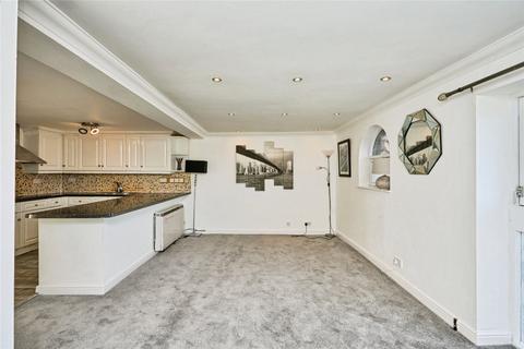 undefined, Sea Street, Newport, Isle of Wight, PO30