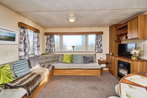 3 bedroom park home for sale, Oaklands, Thorness Lane, Cowes, Isle of Wight, PO31