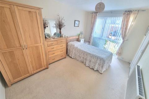2 bedroom flat for sale, Pennine Gardens, Weston-super-Mare, Somerset, BS23