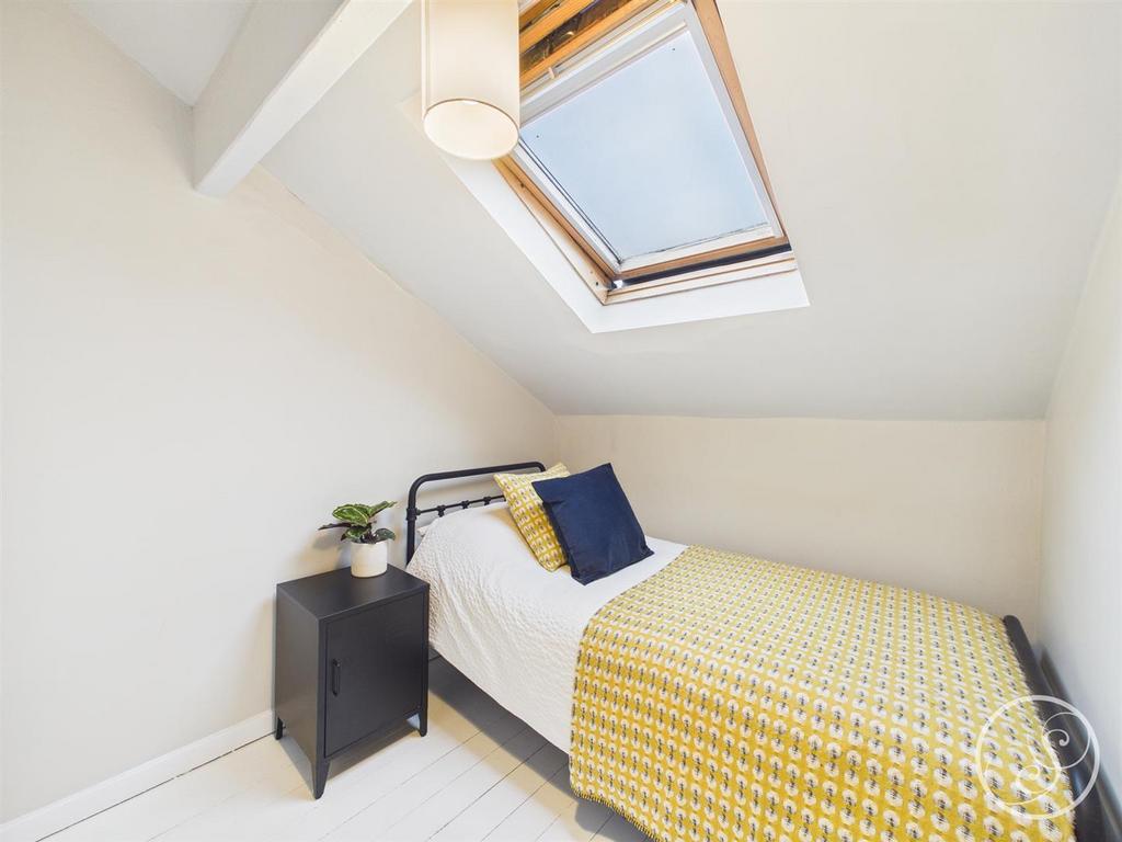 Bed 3