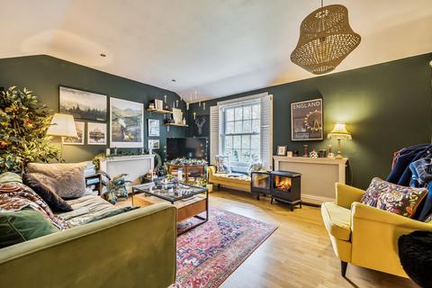 2 bedroom flat for sale, Hound Road, Netley Abbey, Southampton, Hampshire, SO31