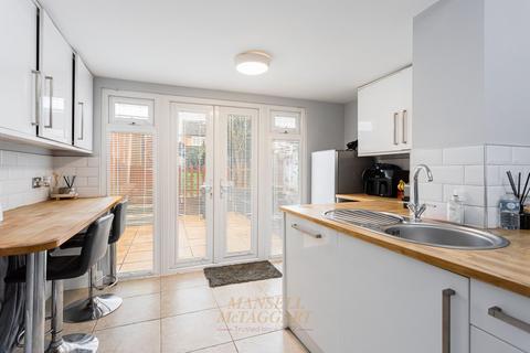 2 bedroom terraced house for sale, Budgen Close, Crawley RH10