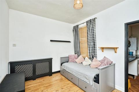 4 bedroom semi-detached house for sale, Upton Road, Ryde, Isle of Wight, PO33