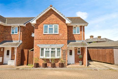 3 bedroom detached house for sale, St. Leonards Close, Ryde, Isle of Wight, PO33