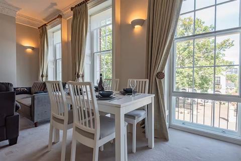 2 bedroom apartment to rent, London Road, Reading, RG1