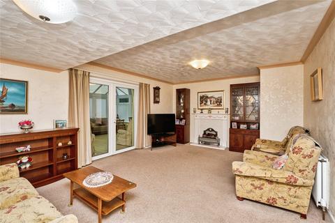 4 bedroom bungalow for sale, Spencer Glade, Ryde, Isle of Wight, PO33