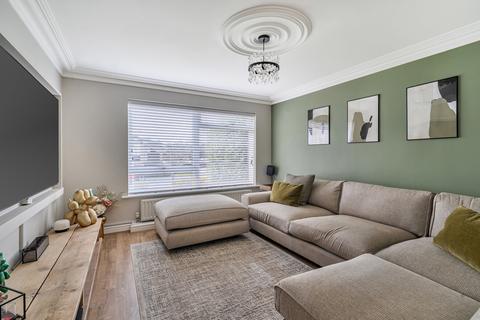 undefined, Robin Close, Alton, Hampshire, GU34
