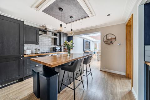 undefined, Robin Close, Alton, Hampshire, GU34