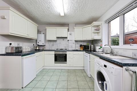 3 bedroom detached house for sale, Puckpool Hill, Ryde, Isle of Wight, PO33