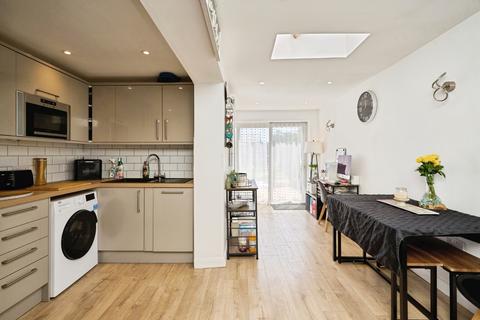 3 bedroom detached house for sale, High Street, BEMBRIDGE, Isle of Wight, PO35