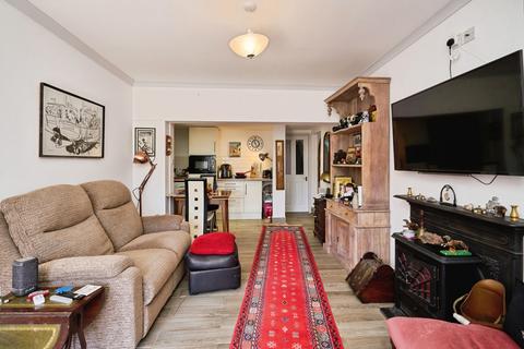 2 bedroom flat for sale, Belvedere Street, Ryde, Isle of Wight, PO33