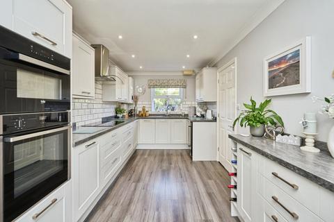 4 bedroom semi-detached house for sale, Coppice End, Ryde, Isle of Wight, PO33