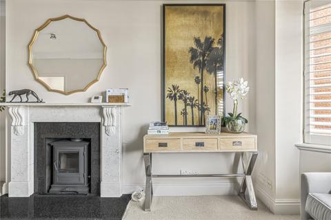 2 bedroom flat for sale, Hurlingham Court, Ranelagh Gardens, London, SW6