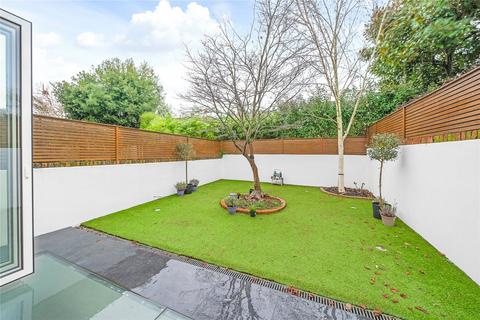 6 bedroom terraced house for sale, Chipstead Street, Peterborough Estate, Parsons Green, London, SW6
